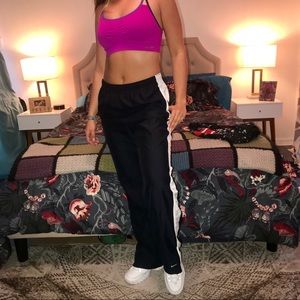 Fly away Nike athletic pants size med